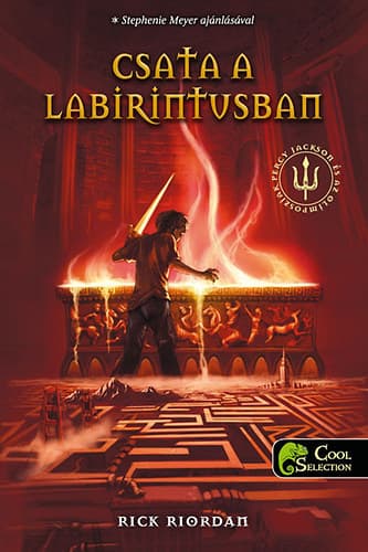 Csata a labirintusban (Percy Jackson és az olimposziak 4.) (Félvér Tábor Krónikák 4.) borítója